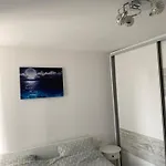 Downtown By The Sea- 2 Bdr * Βουκουρέστι