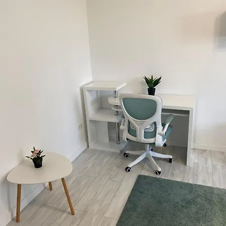 Daire Downtown By The Sea- 2 Bdr