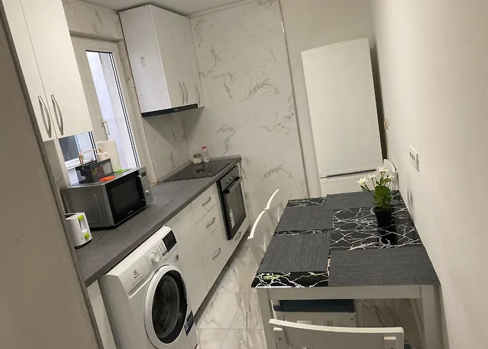 Apartmán Downtown By The Sea- 2 Bdr