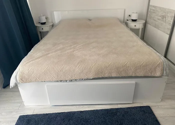 Downtown By The Sea- 2 Bdr *